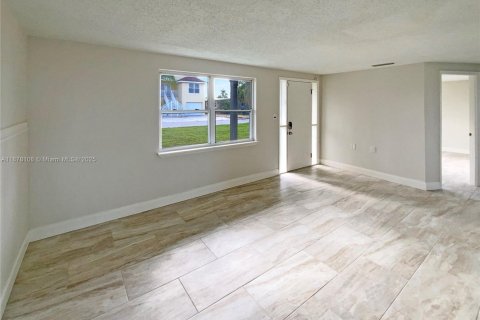 Villa ou maison à vendre à Hudson, Floride: 2 chambres № 1927982 - photo 28