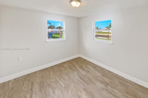 Villa ou maison à vendre à Hudson, Floride: 2 chambres № 1927982 - photo 18