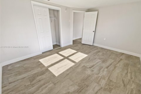 Villa ou maison à vendre à Hudson, Floride: 2 chambres № 1927982 - photo 8