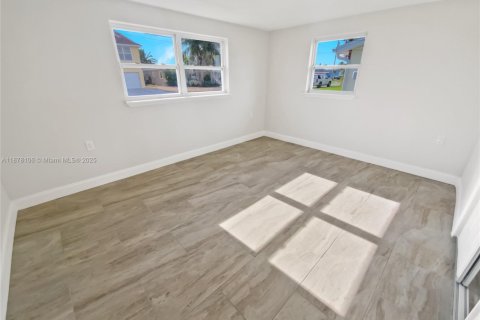 Villa ou maison à vendre à Hudson, Floride: 2 chambres № 1927982 - photo 16