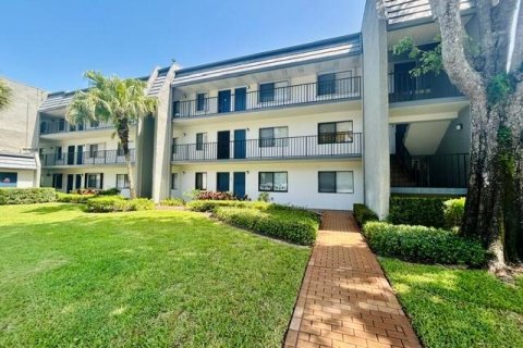 Condominio en Lake Worth, Florida, 2 dormitorios  № 2180304