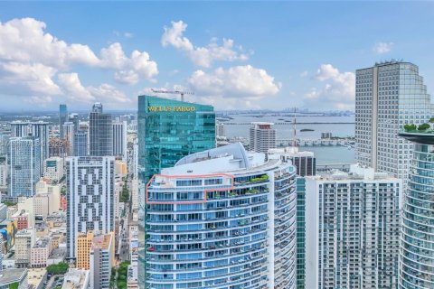 Condominio en venta en Miami, Florida, 4 dormitorios, 400.41 m2 № 1927768 - foto 8