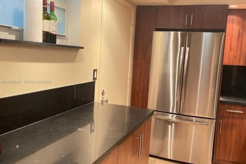Снять в аренду кондоминиум в Майами-Бич, Флорида 1 спальня, 90.49м2, № 2063456 - фото 11