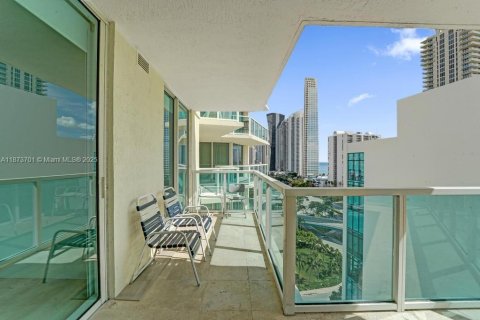 Copropriété à vendre à Sunny Isles Beach, Floride: 3 chambres, 135.45 m2 № 2037571 - photo 23