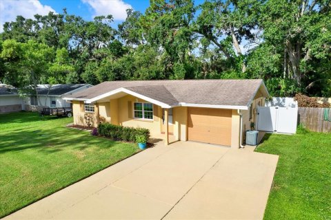 Casa en venta en New Port Richey, Florida, 2 dormitorios, 99.03 m2 № 1917760 - foto 21