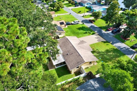 Casa en venta en New Port Richey, Florida, 2 dormitorios, 99.03 m2 № 1917760 - foto 22