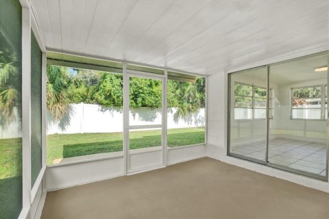 Casa en venta en New Port Richey, Florida, 2 dormitorios, 99.03 m2 № 1917760 - foto 16
