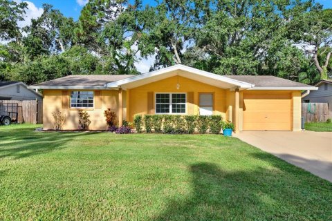 Casa en venta en New Port Richey, Florida, 2 dormitorios, 99.03 m2 № 1917760 - foto 1
