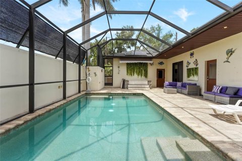 House in Sarasota, Florida 3 bedrooms, 166.57 sq.m. № 2105088 - photo 3