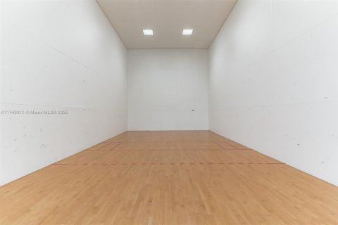 Copropriété à louer à Aventura, Floride: 2 chambres, 130.06 m2 № 1860084 - photo 12