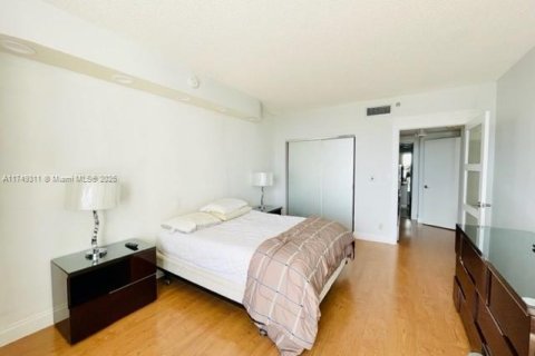 Copropriété à louer à Aventura, Floride: 2 chambres, 130.06 m2 № 1860084 - photo 5