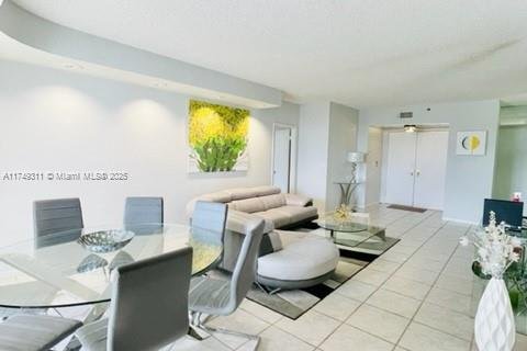 Copropriété à louer à Aventura, Floride: 2 chambres, 130.06 m2 № 1860084 - photo 9