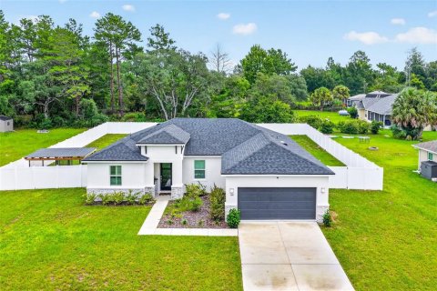 Casa en Ocala, Florida 4 dormitorios, 166.85 m2 № 2280200