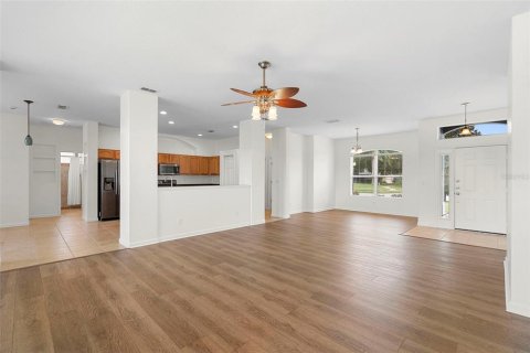 House in Clermont, Florida 3 bedrooms, 183.57 sq.m. № 1870996 - photo 7