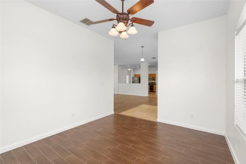 House in Clermont, Florida 3 bedrooms, 183.57 sq.m. № 1870996 - photo 10