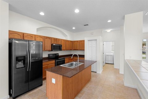 House in Clermont, Florida 3 bedrooms, 183.57 sq.m. № 1870996 - photo 13