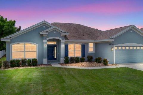 House in Clermont, Florida 3 bedrooms, 183.57 sq.m. № 1870996 - photo 1