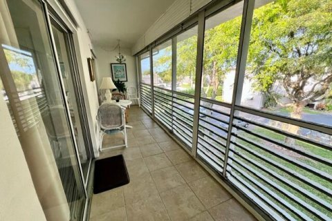 Copropriété à vendre à Lake Worth, Floride: 2 chambres, 83.05 m2 № 1061036 - photo 1