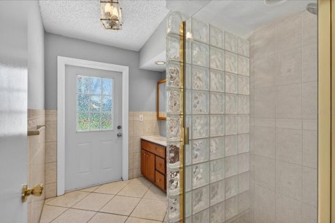 House in Pinellas Park, Florida 4 bedrooms, 175.4 sq.m. № 2222602 - photo 28