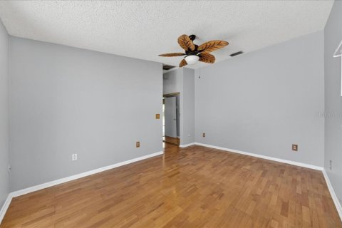 House in Pinellas Park, Florida 4 bedrooms, 175.4 sq.m. № 2222602 - photo 27