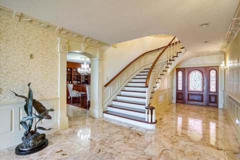 House in Clearwater, Florida 10 bedrooms, 1530.29 sq.m. № 1579139 - photo 10
