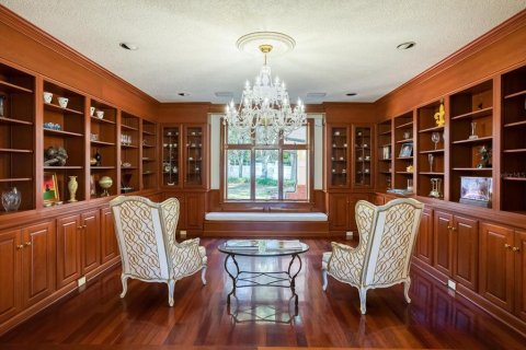 House in Clearwater, Florida 10 bedrooms, 1530.29 sq.m. № 1579139 - photo 18