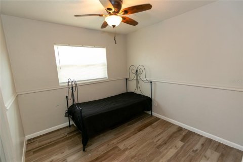 House in Winter Park, Florida 3 bedrooms, 106.74 sq.m. № 2222757 - photo 20