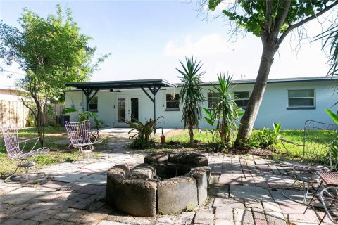 House in Winter Park, Florida 3 bedrooms, 106.74 sq.m. № 2222757 - photo 26