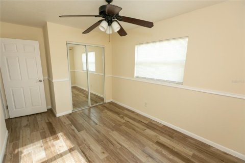 House in Winter Park, Florida 3 bedrooms, 106.74 sq.m. № 2222757 - photo 19
