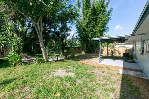 House in Winter Park, Florida 3 bedrooms, 106.74 sq.m. № 2222757 - photo 24