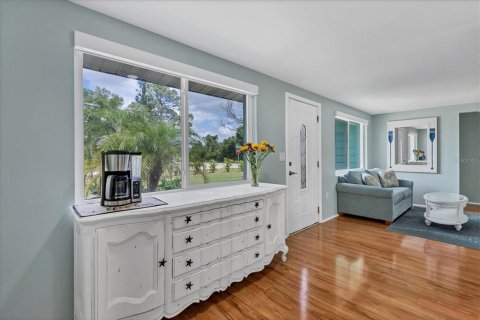 House in Englewood, Florida 2 bedrooms, 82.22 sq.m. № 1827023 - photo 10
