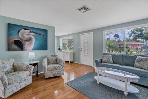 House in Englewood, Florida 2 bedrooms, 82.22 sq.m. № 1827023 - photo 6