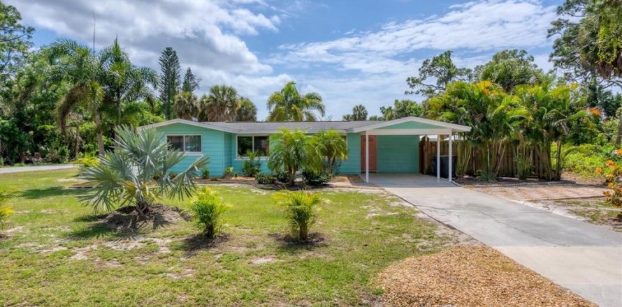 House in Englewood, Florida 2 bedrooms, 82.22 sq.m. № 1827023