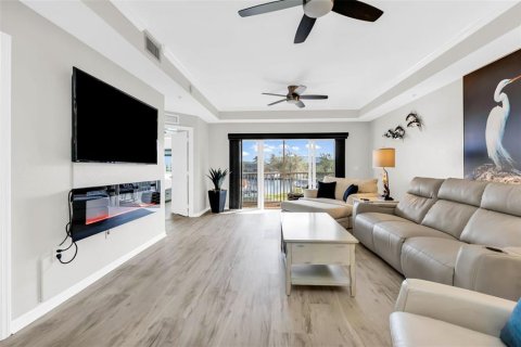 Condo in Punta Gorda, Florida, 2 bedrooms  № 2403428 - photo 8
