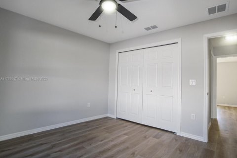 House in Ocala, Florida 3 bedrooms № 1731489 - photo 16
