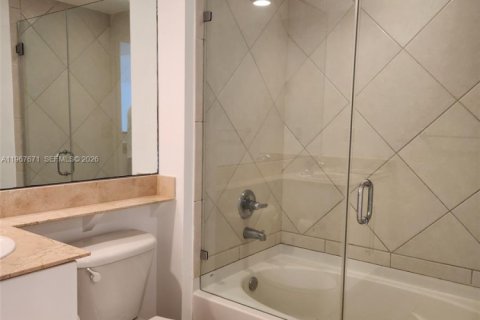 Copropriété à louer à Miami, Floride: 47.1 m2 № 2029728 - photo 8