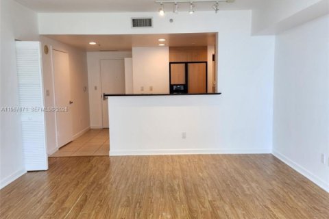 Copropriété à louer à Miami, Floride: 47.1 m2 № 2029728 - photo 4