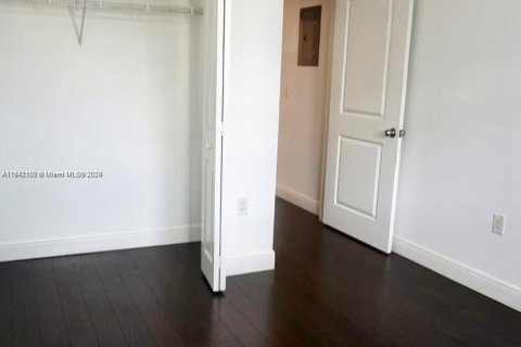 Copropriété à vendre à Miami, Floride: 2 chambres, 106.19 m2 № 1958550 - photo 10