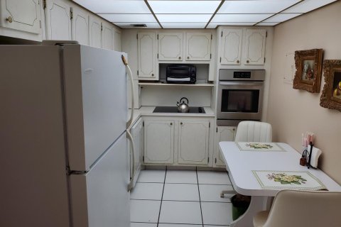 Copropriété à louer à Palm Beach, Floride: 1 chambre, 93.65 m2 № 2087686 - photo 7