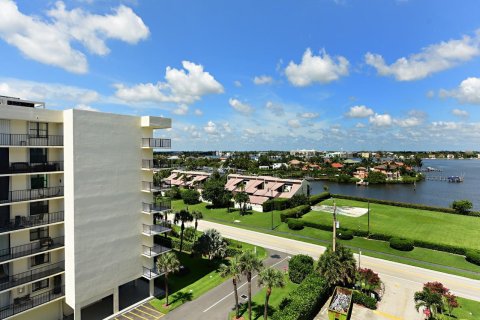 Copropriété à louer à Palm Beach, Floride: 1 chambre, 93.65 m2 № 2087686 - photo 10