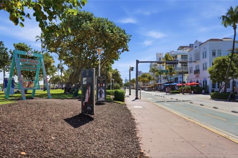 Купить отель в Майами-Бич, Флорида 1 спальня, 45.34м2, № 2029044 - фото 26