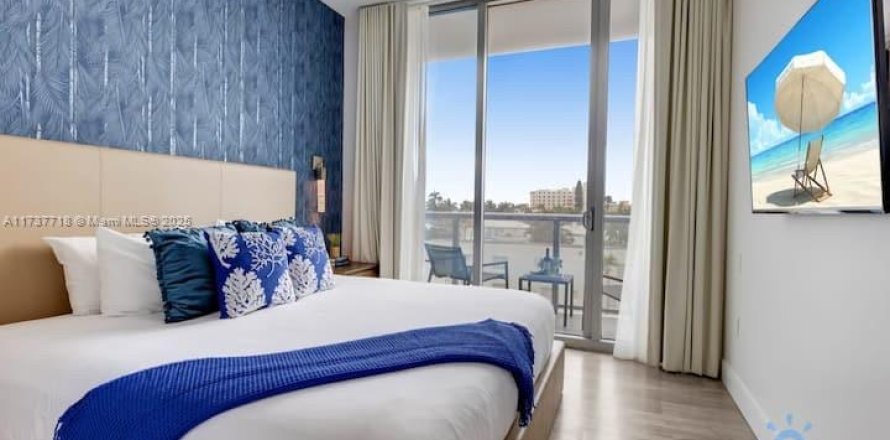 Condominio en Hollywood, Florida, 1 dormitorio № 1709566
