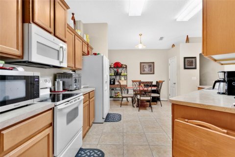Casa en venta en Groveland, Florida, 4 dormitorios, 180.51 m2 № 2157064 - foto 9