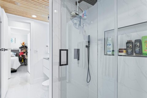 Casa en venta en Sunrise, Florida, 4 dormitorios, 137.59 m2 № 2004069 - foto 8