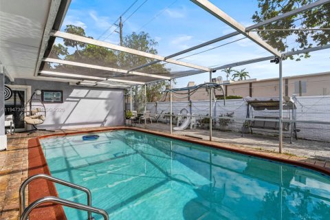 Casa en venta en Sunrise, Florida, 4 dormitorios, 137.59 m2 № 2004069 - foto 29