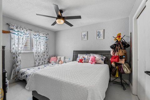 Casa en venta en Sunrise, Florida, 4 dormitorios, 137.59 m2 № 2004069 - foto 10