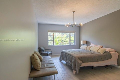 Copropriété à louer à Fort Lauderdale, Floride: 2 chambres, 102.19 m2 № 1975808 - photo 22