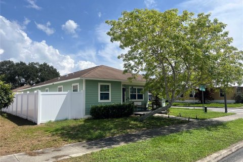 Villa ou maison à Lakeland, Floride 2 chambres, 139.82 m2 № 2369162
