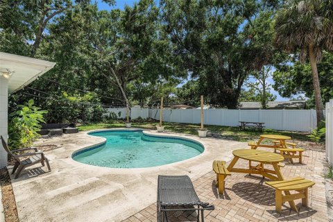 Casa en alquiler en Tampa, Florida, 3 dormitorios, 144.74 m2 № 1856120 - foto 24