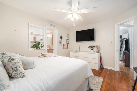 Casa en alquiler en Tampa, Florida, 3 dormitorios, 144.74 m2 № 1856120 - foto 16